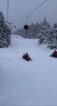 Uludağ'da telesiyej arızalandı; tatilciler metrelerce yükseklikte mahsur kaldı