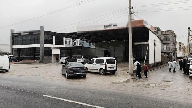 Kardeşler arasında silahlı alacak kavgası; 1'i ağır, 4 yaralı