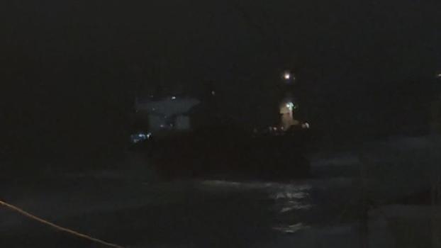 Sarıyer'de yük gemisi karaya oturdu