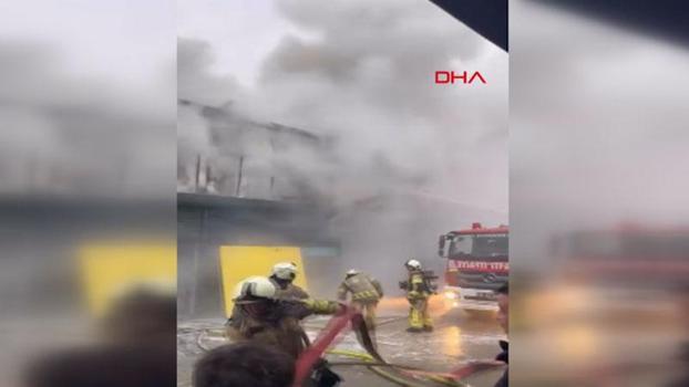 Başakşehir'de sanayi sitesinde yangın
