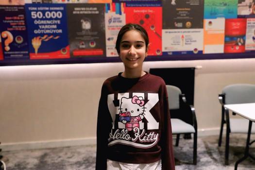 Neşe'nin hedefi depremde kaybettiği annesinin hayalini gerçekleştirmek