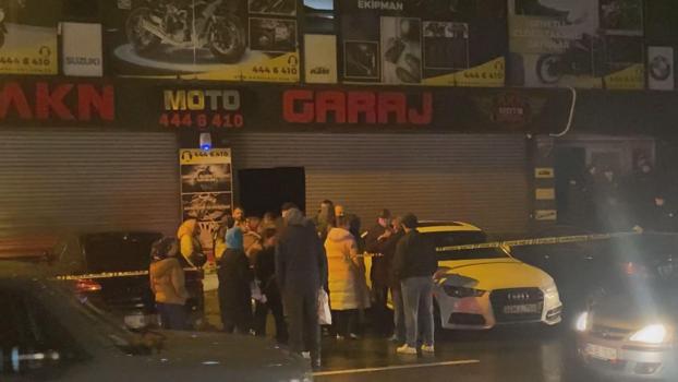 İstanbul - Esenler'de iş yerinde çıkan yangında 2 kişinin cesedi bulundu -1