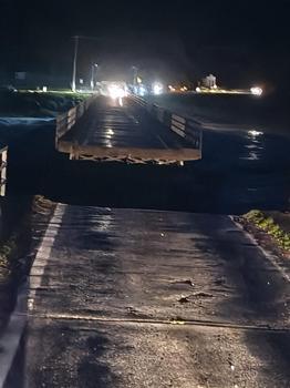 Balıkesir’de yağış nedeniyle köprü çöktü
