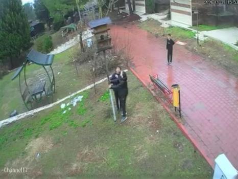 Kuş yuvasını parçalayan çocuklara ev hapsi