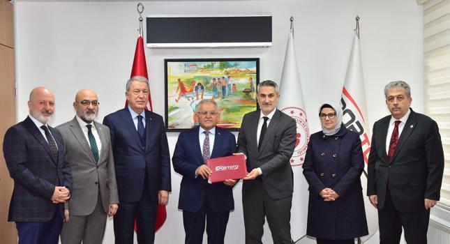 Kayseri’nin spor altyapısını güçlendirecek yatırımlar için Ankara’da protokol imzalandı