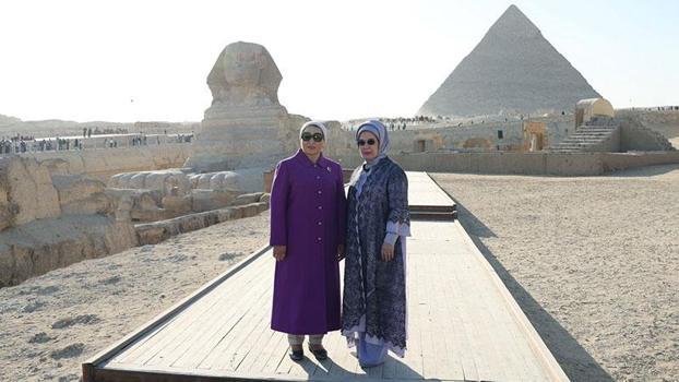 Emine Erdoğan, Mısır Cumhurbaşkanı Sisi'nin eşi Amer ile bir araya geldi