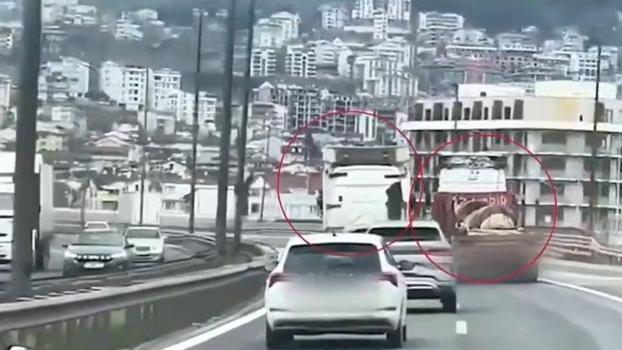 Bakan Yerlikaya: Kocaeli'de dakikalarca sol şeridi işgal eden TIR sürücüsüne idari para cezası uygulandı