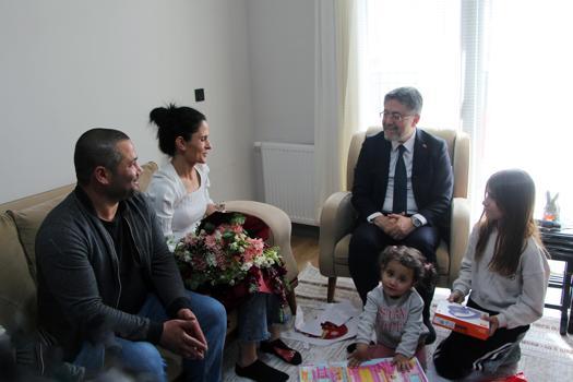 Bakan Yumaklı: Deprem bölgesinin yeniden kalkınması için çalışmaya devam ediyoruz (3)