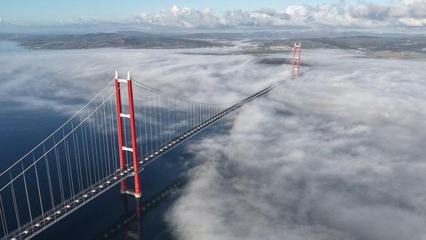 Çanakkale Boğazı, sis nedeniyle çift yönlü olarak ulaşıma kapatıldı