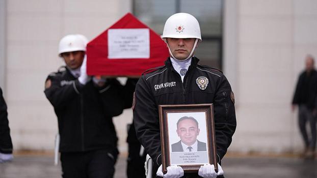 Araç muayene istasyonundaki kavgada polis memuru hayatını kaybetti