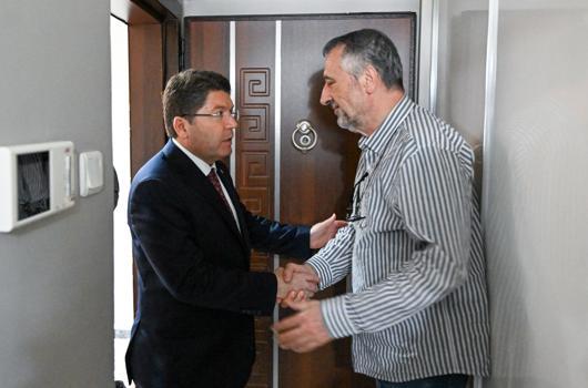 İstanbul- Adalet Bakanı Tunç’tan Atlas Çağlayan’ın ailesine ziyaret