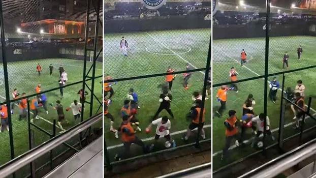 Boksörler halı sahada hem antrenman yaptı hem de futbol oynadı