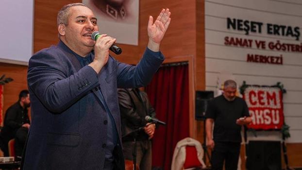 Keçiören Belediye Başkanı Özarslan, CHP Genel Başkanı Özel hakkında, suç duyurusunda bulundu