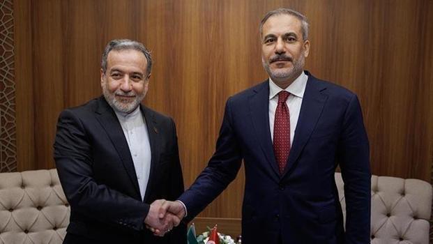 Bakan Fidan, İran Dışişleri Bakanı Arakçi ile telefonda görüştü