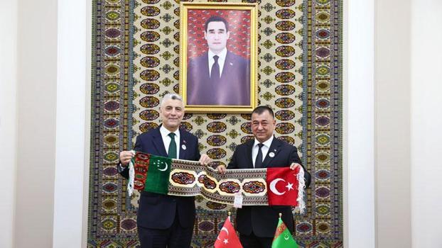 Bakan Bolat, Türkmenistan Bakanlar Kurulu Başkan Yardımcısı Ataguliev ile görüştü