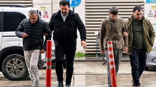 Alkollüyken tartıştıkları arkadaşını fırça sapıyla darbeden 2 şüpheli tutuklandı