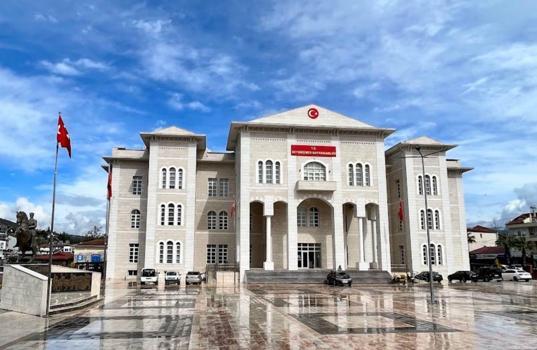 Muğla’da rüşvet soruşturması: Kaymakamın koruma polisi ve şoförü gözaltında