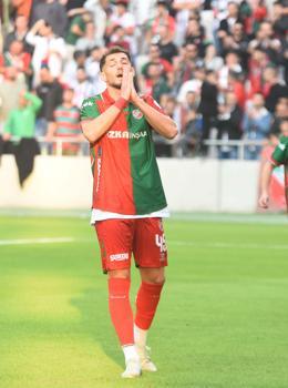 Karşıyaka'da Yasin kayıplarda