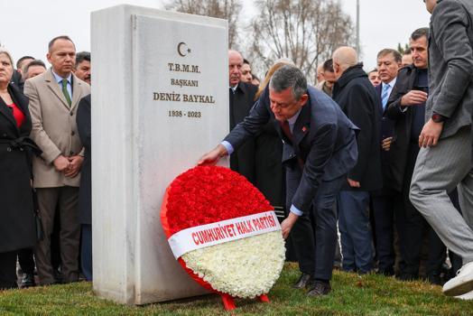 Özgür Özel: Bakanlık koltuğu ona yargılanmama imkanı veriyor / Ek fotoğraflar