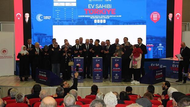 Çankırı'da 'Yüzyılın Konut Projesi' kuraları çekildi