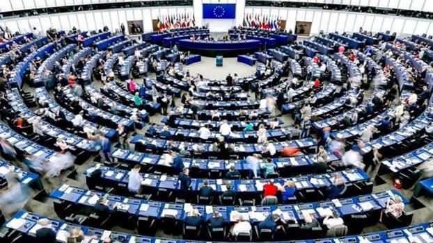 Avrupa Parlamentosu'ndan Ukrayna'ya 90 milyar avroluk krediye onay