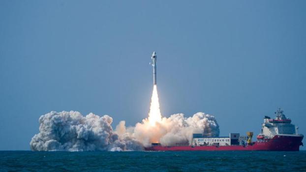 Çin, Pakistan’a ait bir uyduyu uzaya gönderdi