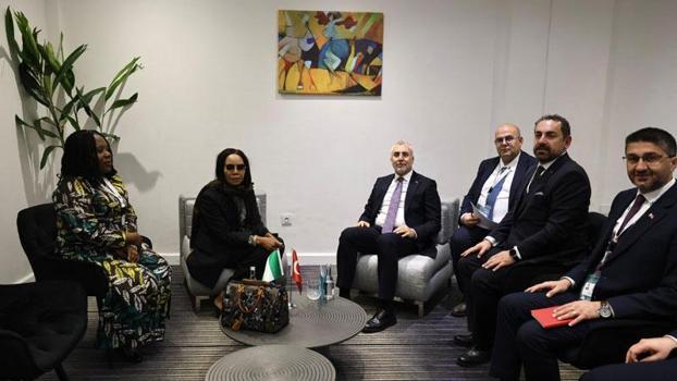 Bakan Işıkhan, Nijerya Çalışma Bakanı Onyejeochaile ile bir araya geldi