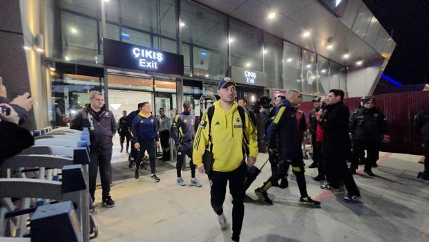 Fenerbahçe, Trabzon'a geldi