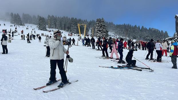 'Beyaz Cennet' Uludağ'da Sevgililer Günü yoğunluğu
