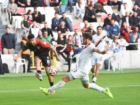 Karşıyaka- İzmir Çoruhlu FK / Fotoğraflar