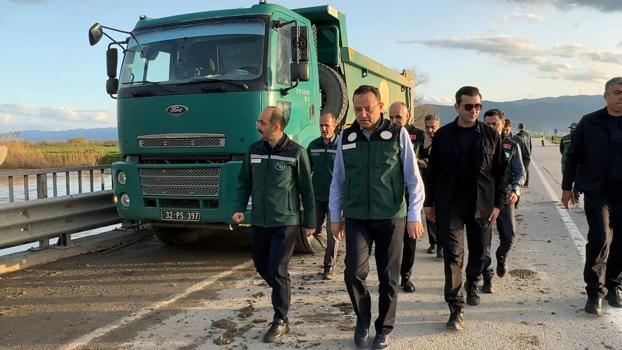 Tarım ve Orman Bakan Yardımcıs Gizligider, Aydın'da taşkın alanlarını inceledi