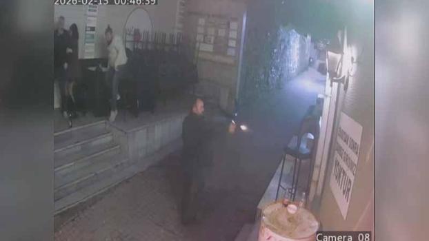 Eğlence mekanına ateş açıp, biri kadın, 2 kişiyi vurdu