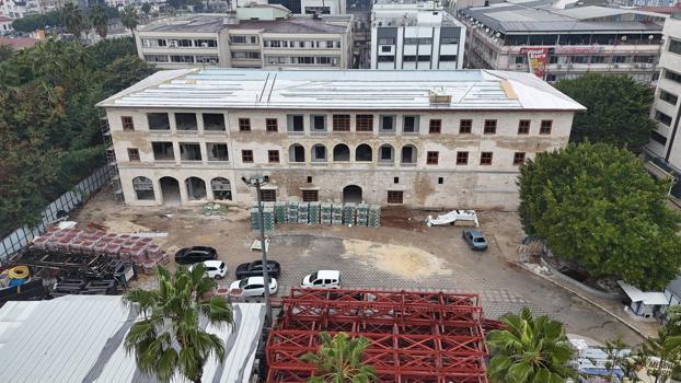 Mersin'de tarihi yapılar bugünle buluşuyor