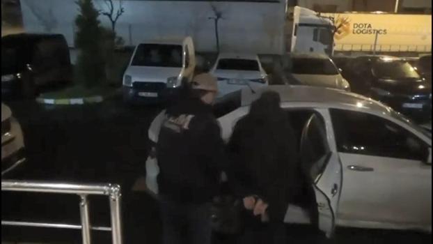 İstanbul ve Adana'da DEAŞ'ın finans ağına operasyon: 10 gözaltı