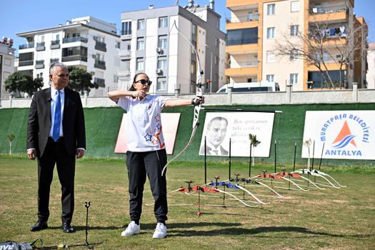 Muratpaşa'da ilkbahar dönemi spor okulları başladı
