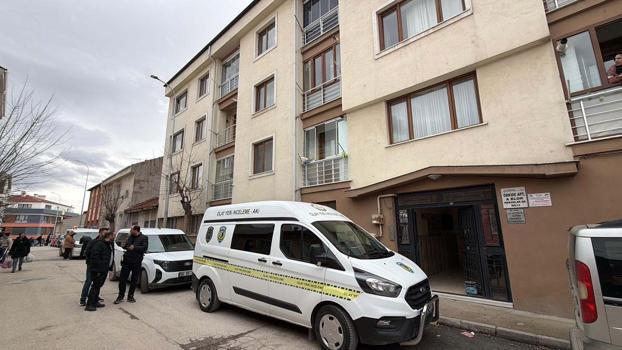 Pencereden düşen 11 yaşındaki Umut, ağır yaralandı