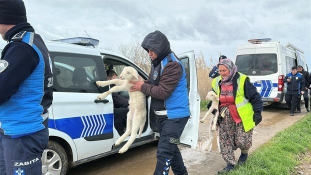 Çanakkale'de taşan Sarıçay dron ile görüntülendi (3)