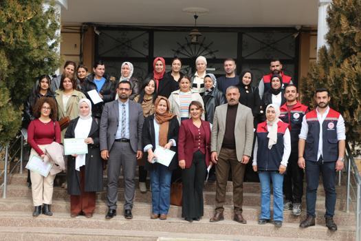 Silopi’de ‘Tarımda Kadın Eli’ projesi kapsamında seracılık eğitimi