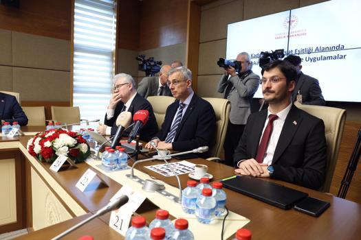 Bakan Memişoğlu: 2025'te 2 milyon 200 bin kadına ücretsiz meme kanseri taraması yaptık