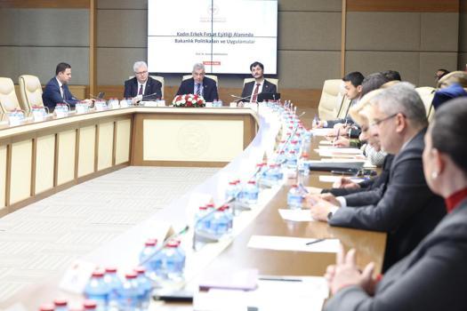 Bakan Memişoğlu: 2025'te 2 milyon 200 bin kadına ücretsiz meme kanseri taraması yaptık (2)