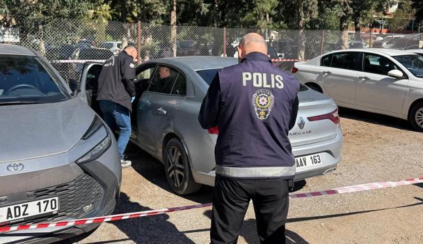 Nöbetten çıkan anestezi teknikeri, otomobilinde ölü bulundu; eşi gözyaşlarına boğuldu