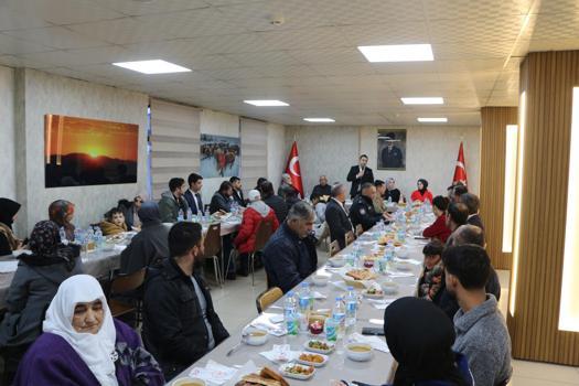Karlıova’da şehit yakınları ve gazilere iftar verildi