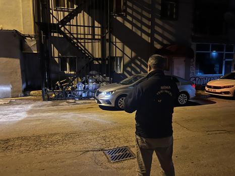 Kayseri’de ruhsatsız tabancayla kazara kendini yaraladı