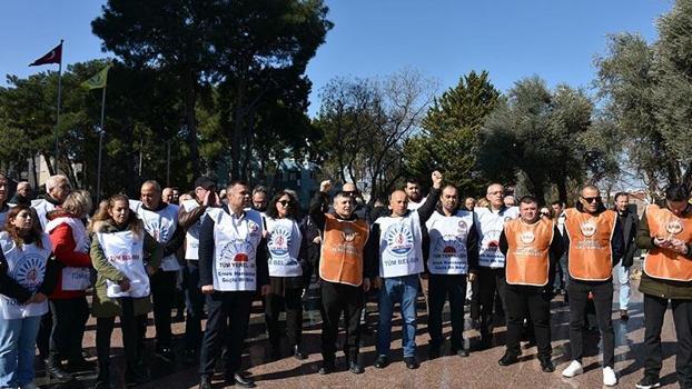 Buca Belediyesi'nde iş bırakma eylemi