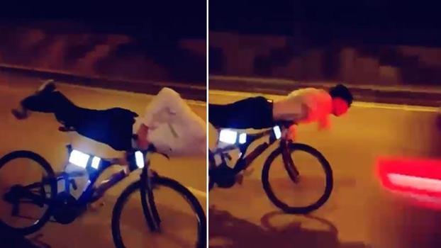 Barış, üzerine uzandığı bisiklet ile otomobile çarptı; hayatını kaybetti