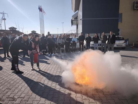 Nazilli Gençlik ve Spor İlçe Müdürlüğü personeline yangın söndürme eğitimi