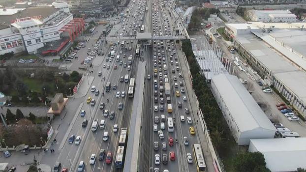İstanbul'da trafik yoğunluğu yüzde 81'e ulaştı