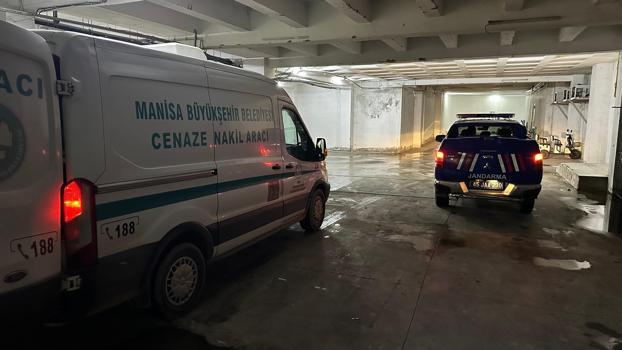 Manisa’da yüksek gerilim hattına kapılan işçi öldü