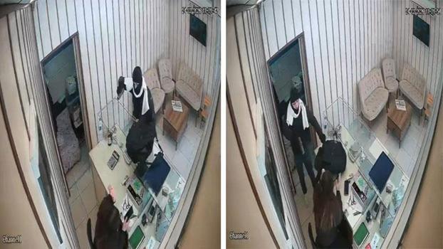 Dükkanına girdiği kuyumcunun çığlıkla panik butonuna bastığını görüp kaçtı
