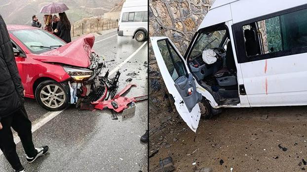 Siirt’te öğrenci servisi minibüsü ile otomobil çarpıştı: 6 yaralı